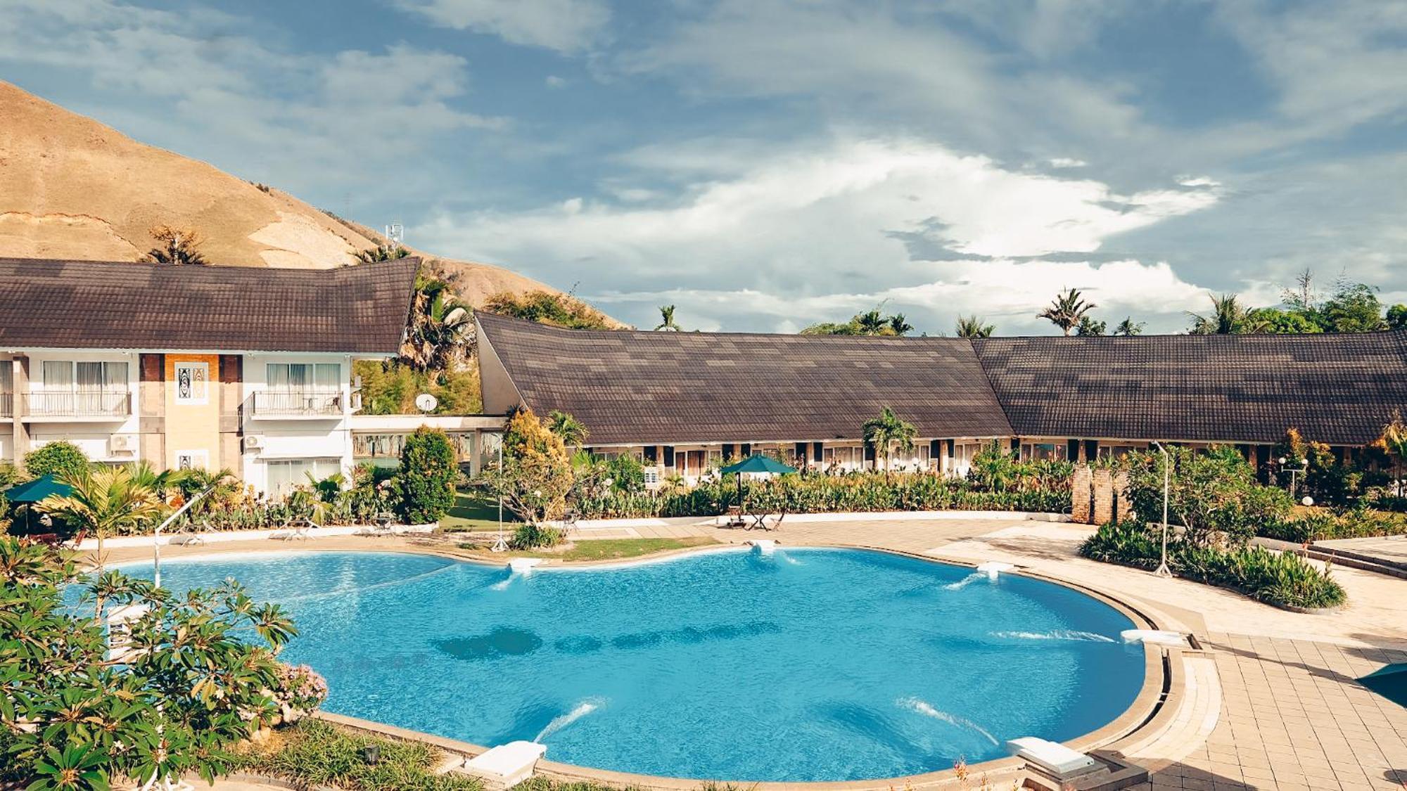 Hotel Suni Sentani - Managed By East Season Jayapura Exteriör bild